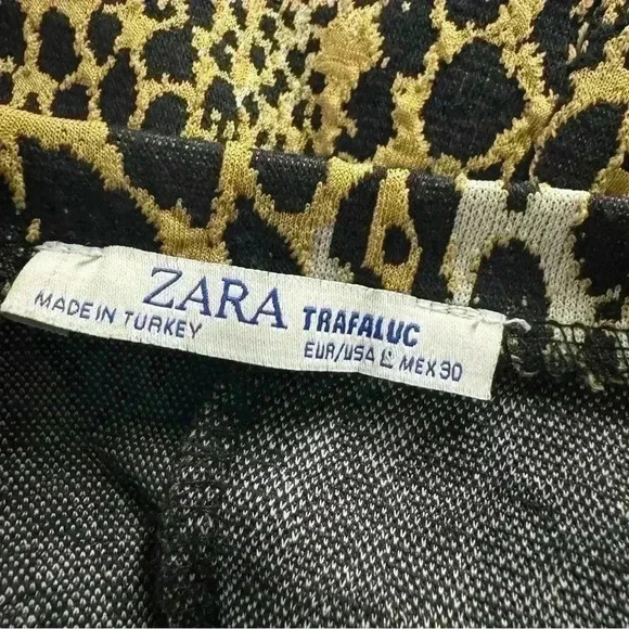 Zara Trafaluc Large Women’s Long Sleeve Animal Leopard Print Elastic Cropped Hem - Picture 8 of 10